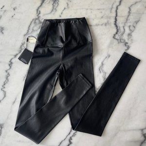 COPY - Aritzia Wilfred Free Daria Faux Leather Leggings